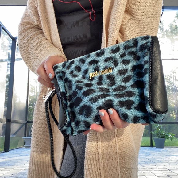 Just Cavalli Wristlet Faux Leather accessory case - Picture 2 of 15